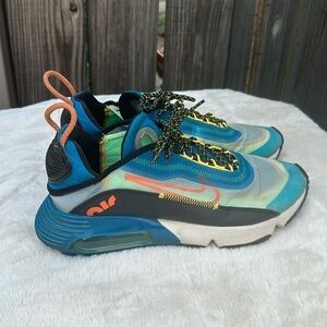 Nike Air Max 2090 Green Abyss Size 8.5